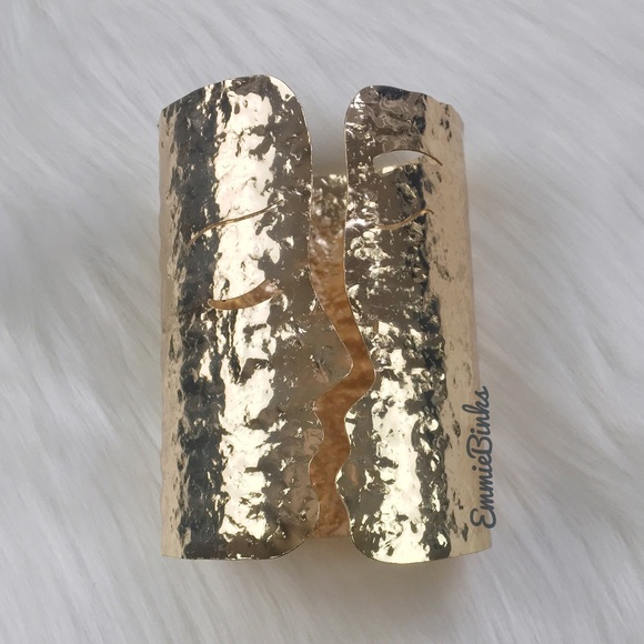 New Textured Abstract Artist Face Cuff Bracelet / Avant Garde Chunky Art - Picture 5 of 13